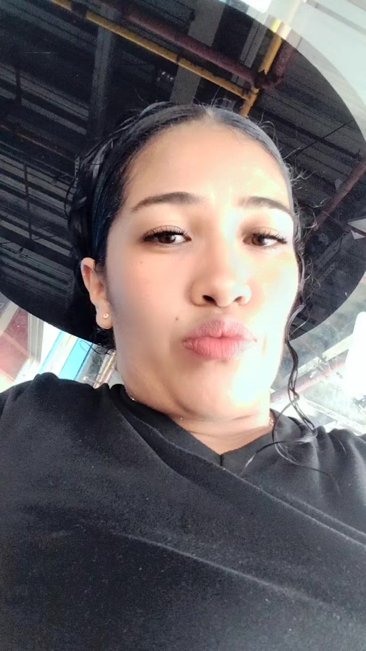 @la bebe con sentida🥰🥰🥰😘😍