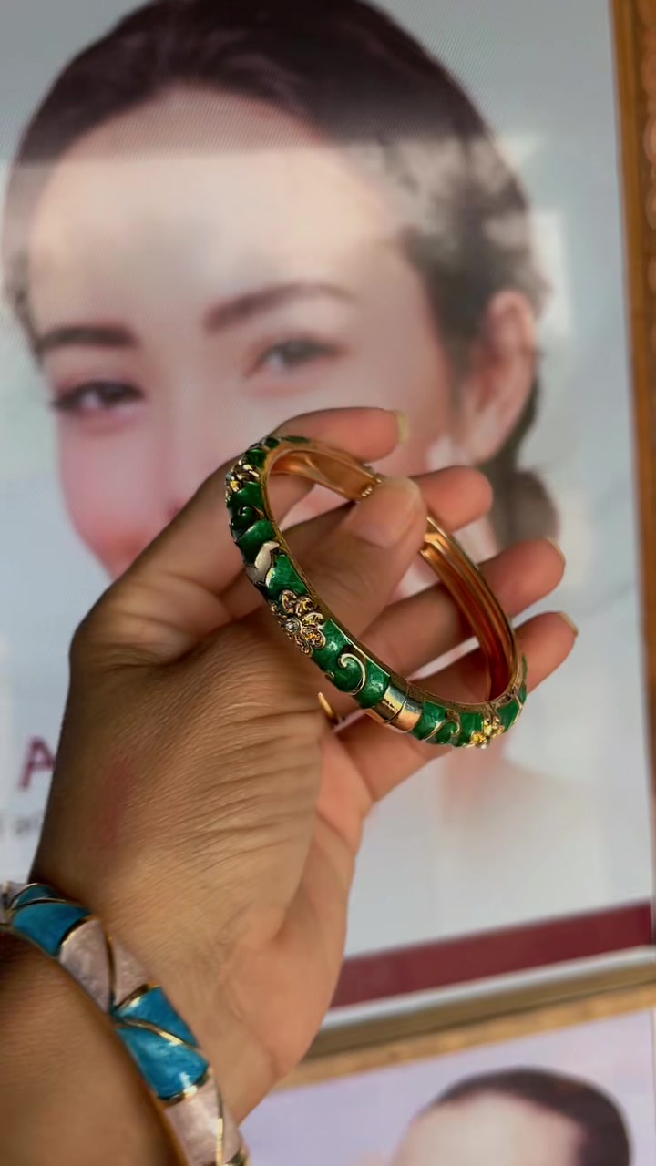 @Aaradhya Shringaar Mahendranga
