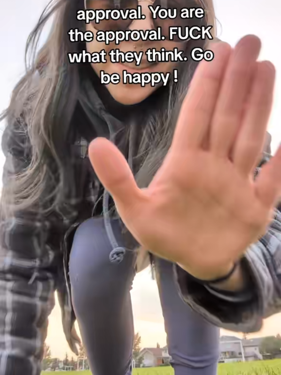 @Gαɾԃҽɳ Mαɱα Hαყ 🧃🐐🍄