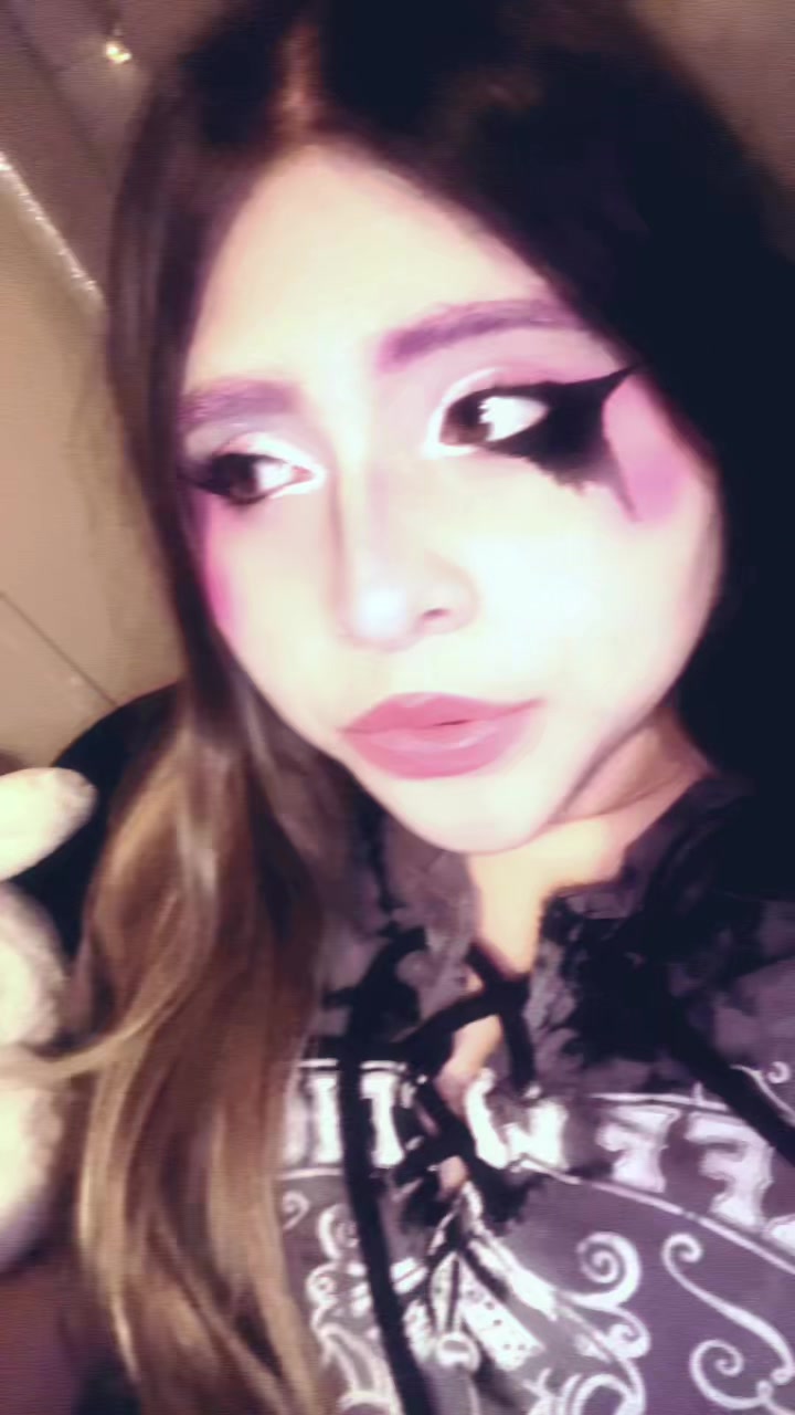 @𖣂︎