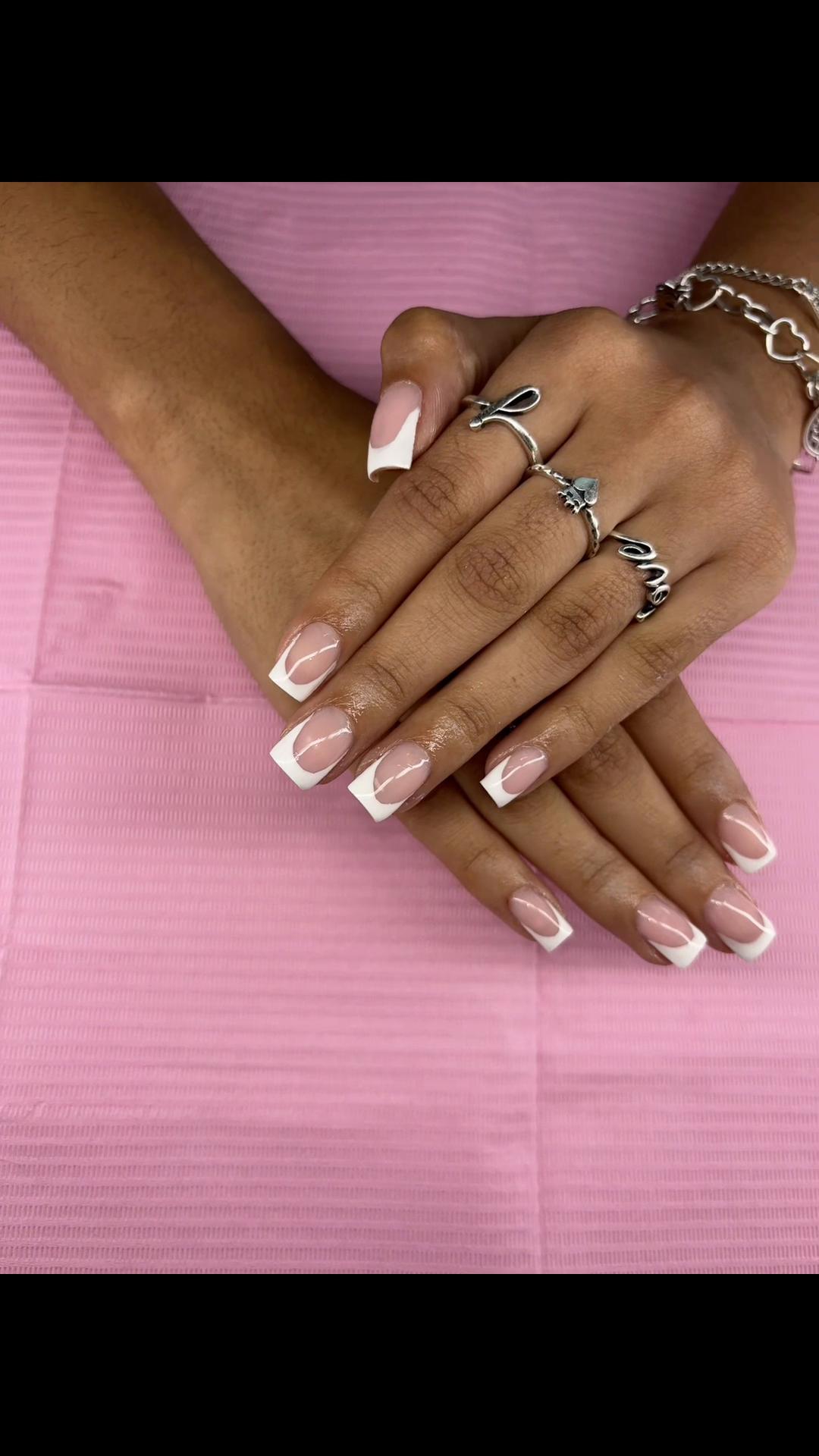 @Delilah•SATX Lash/Nail Tech