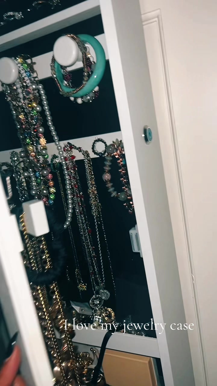 @Tazvazbaybee