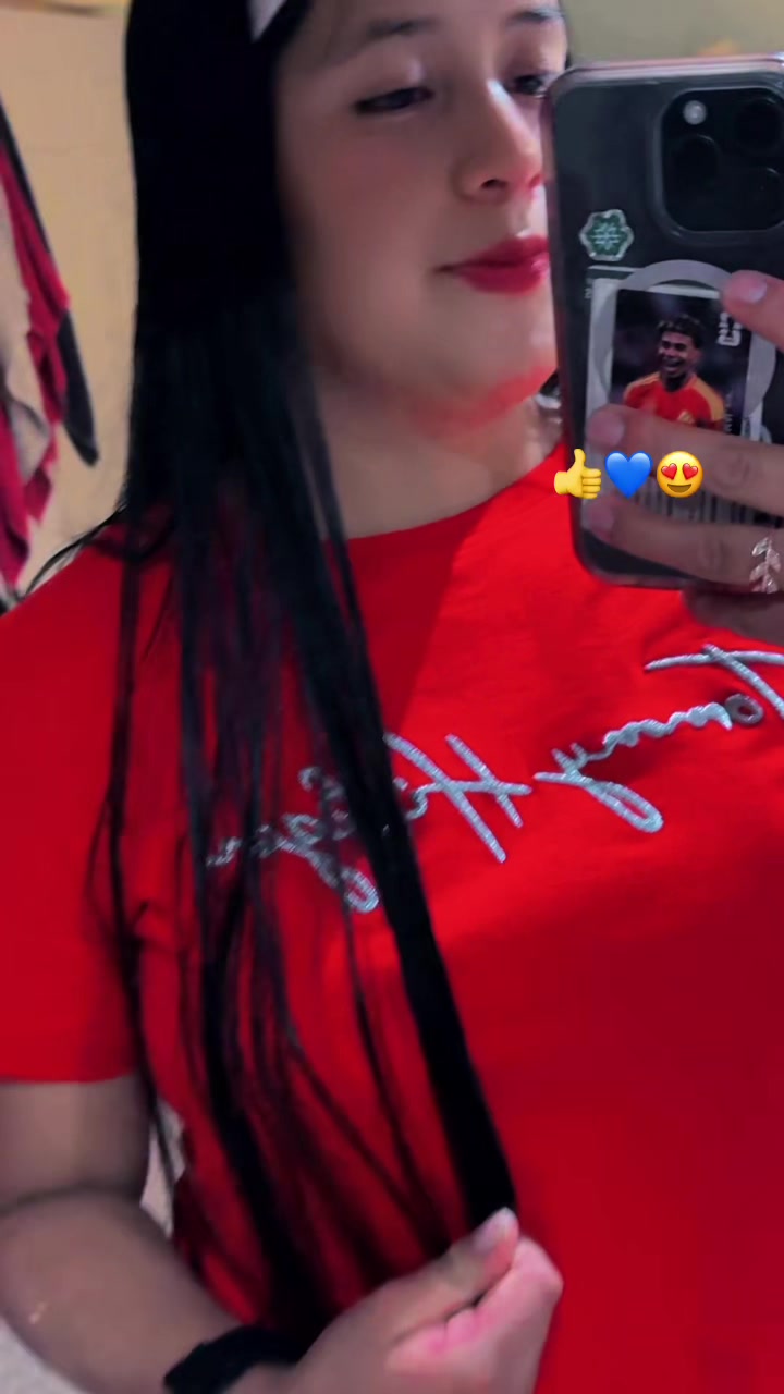 @Melany López
