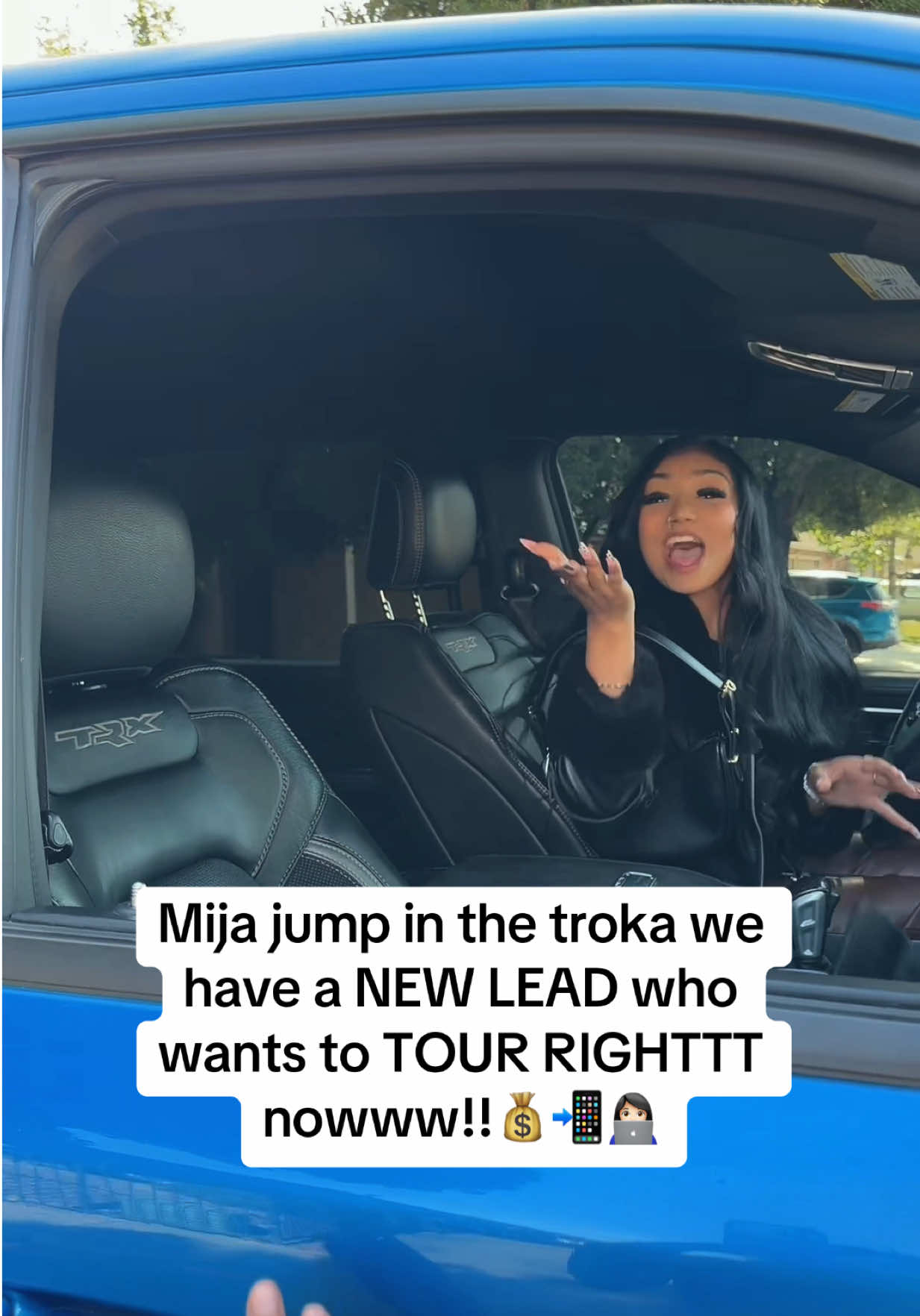@𝒫𝓇𝑒𝓉𝓉𝓎𝒻𝒶𝒸𝑒𝒾𝓈𝓈𝒶🤎