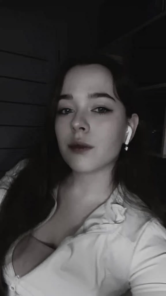 @vikkty