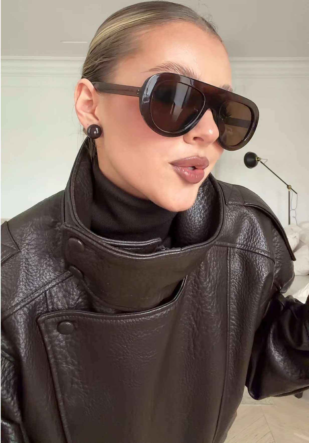 @Pollinasha