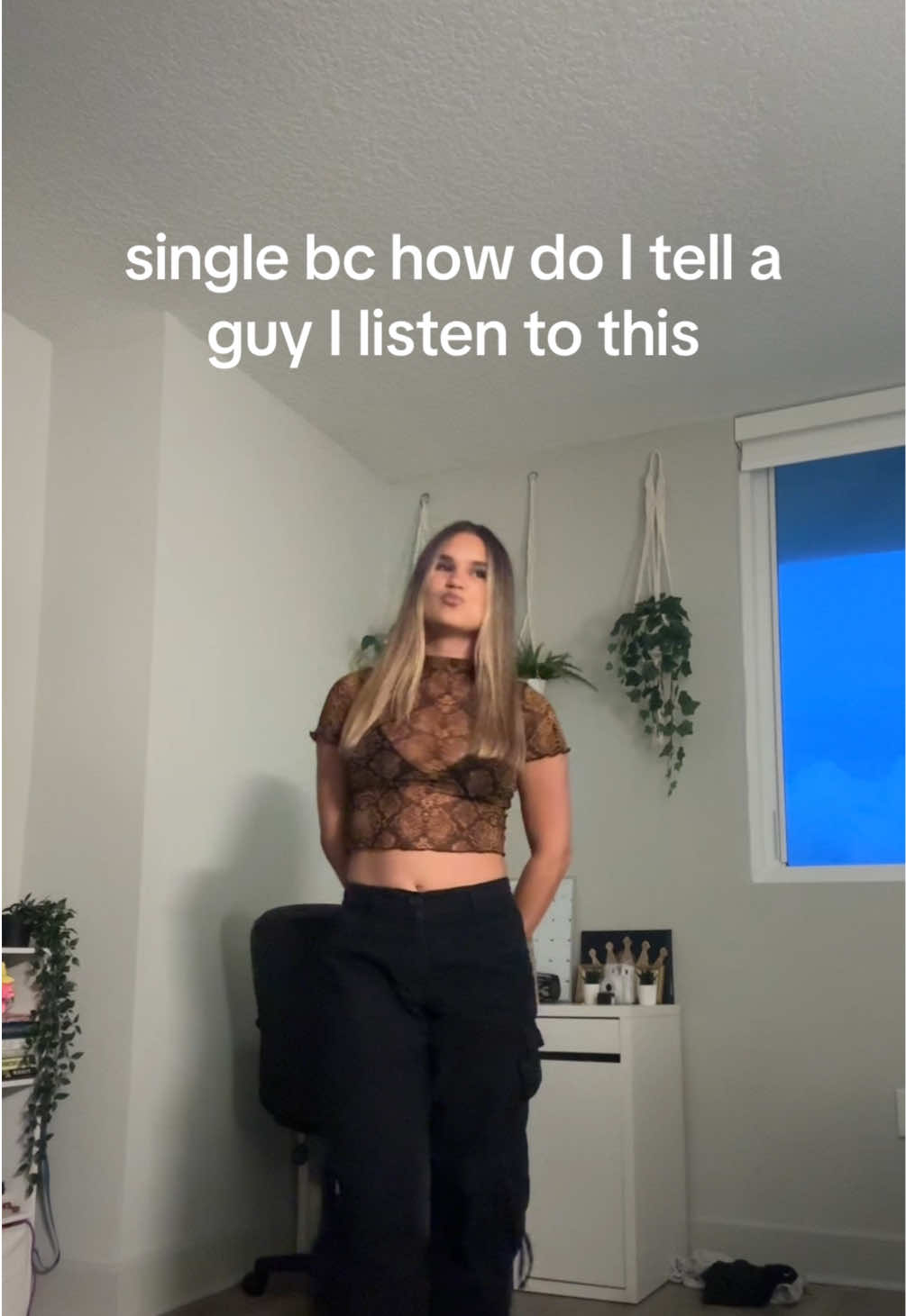 @emro ☮︎