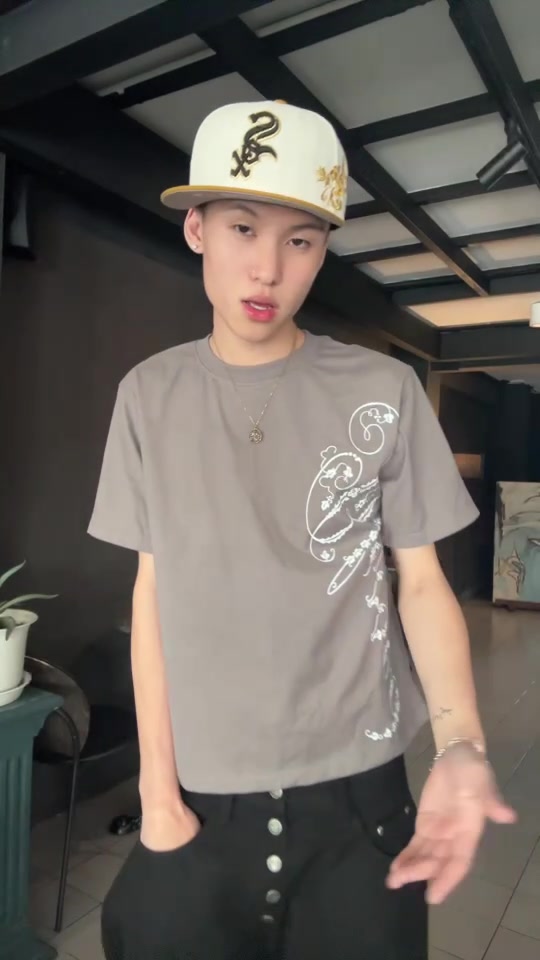 @Zanvis