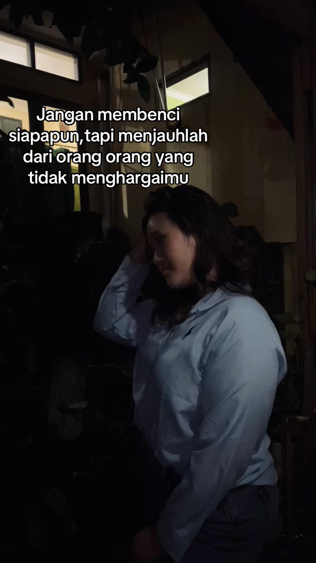 @Ririn adelia🦄🦄