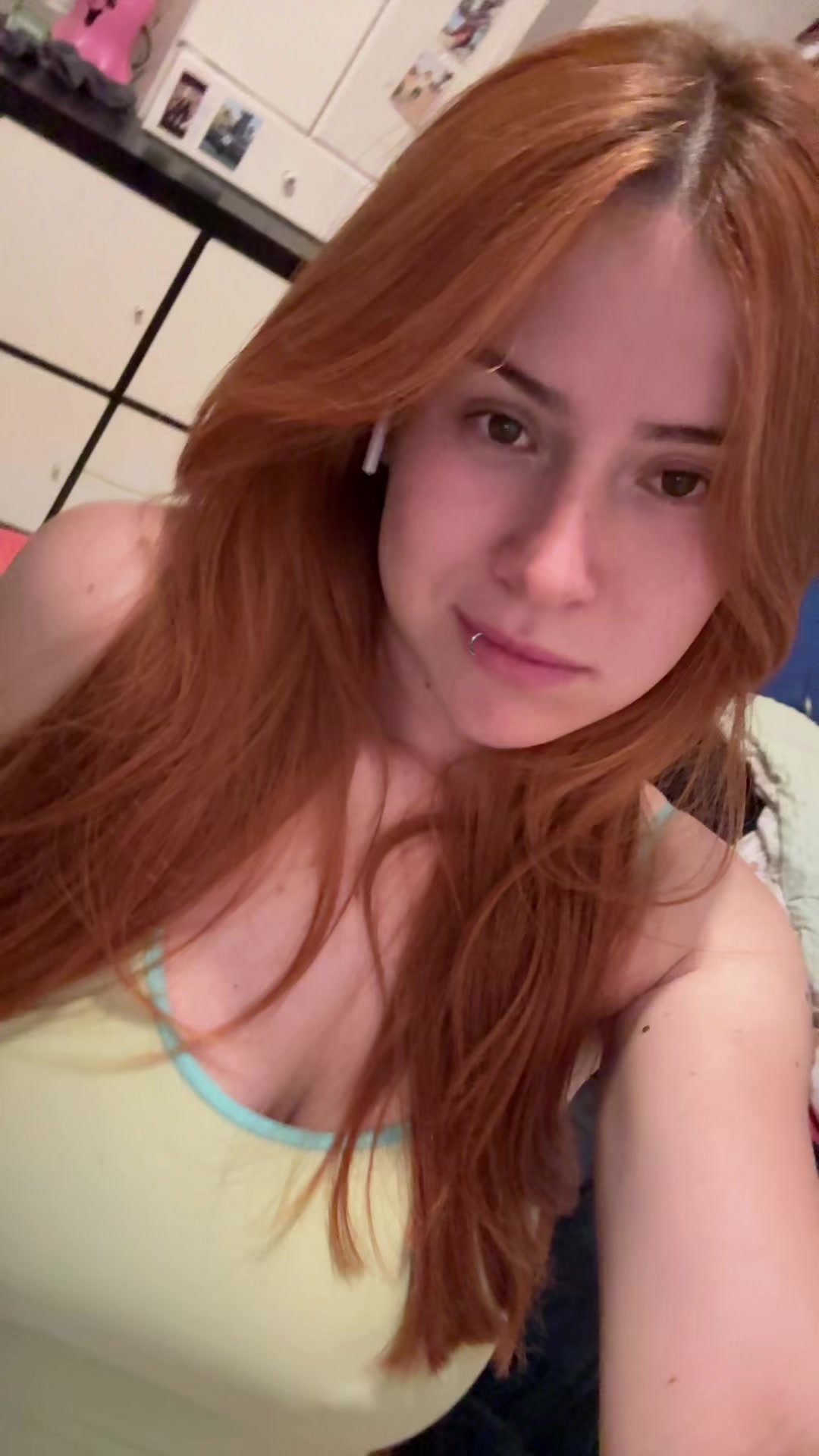 @️