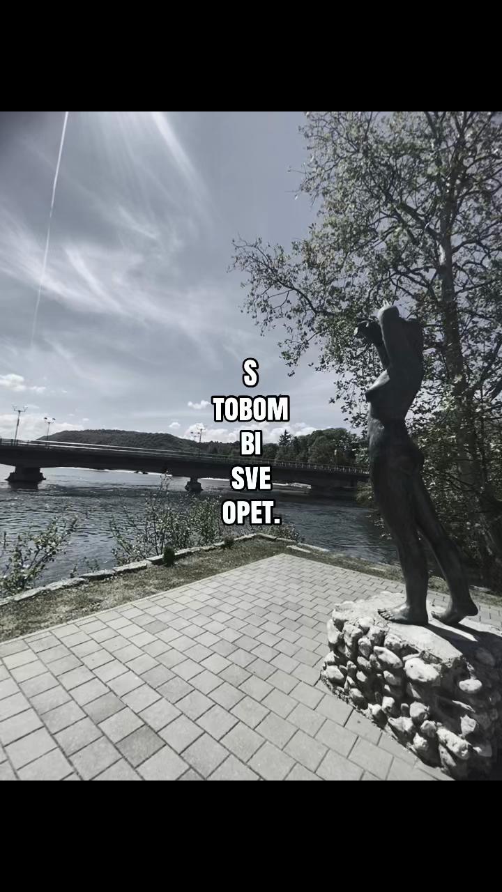 @🎰