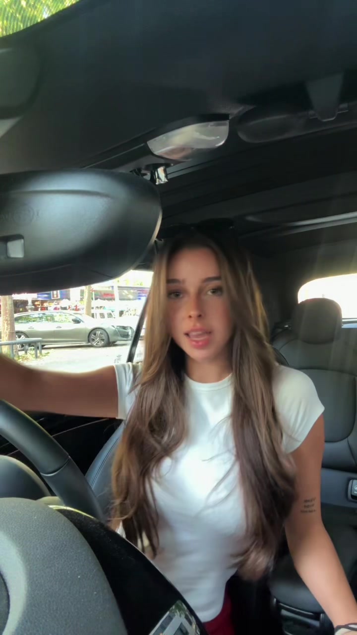@Elisa