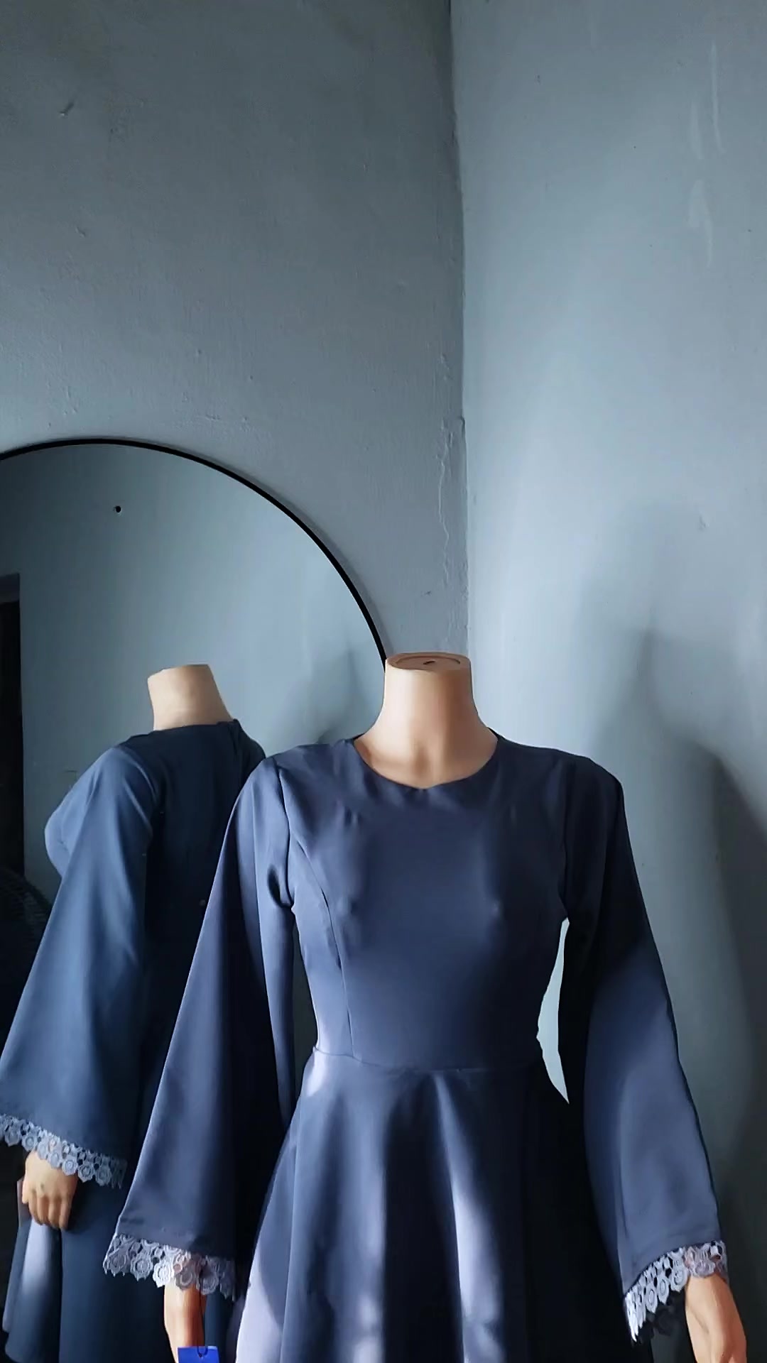 @Leah's clothings|IkoroduTailor