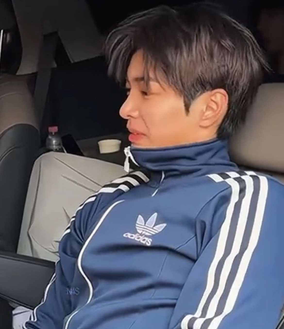 @nanas