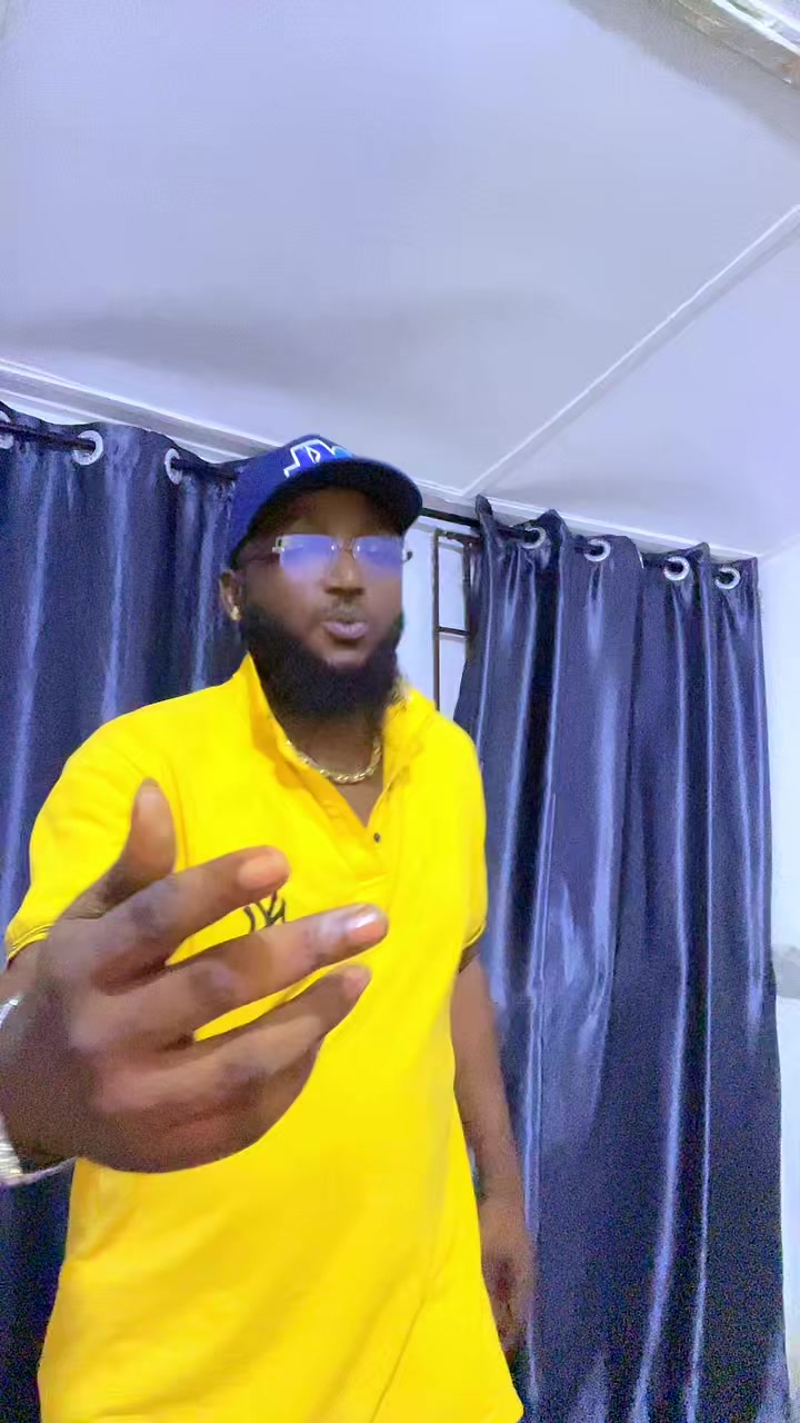 @tundearuwayo