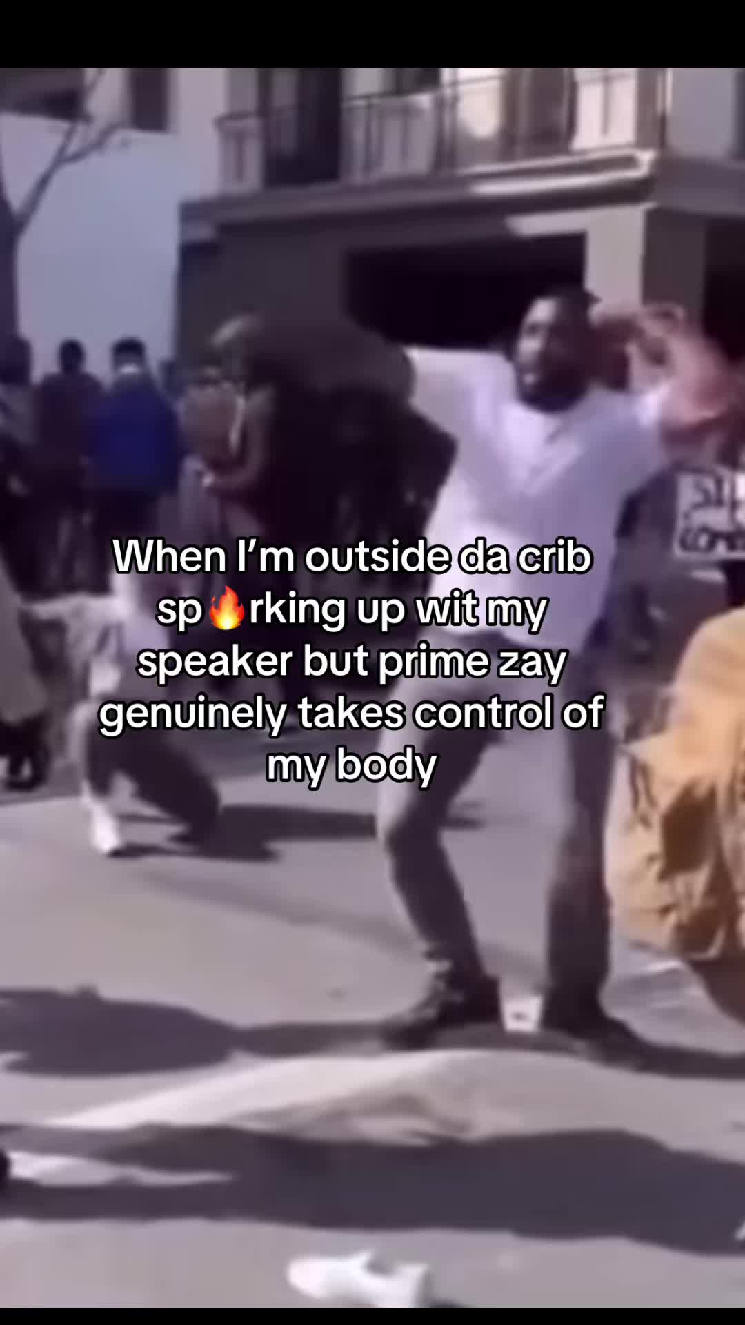 @🦏