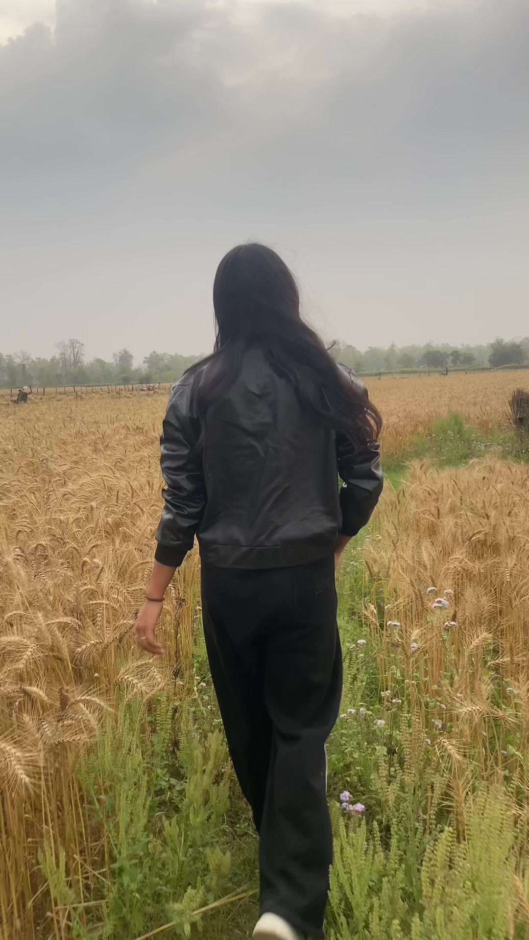 @अनुपमा_࿐ 