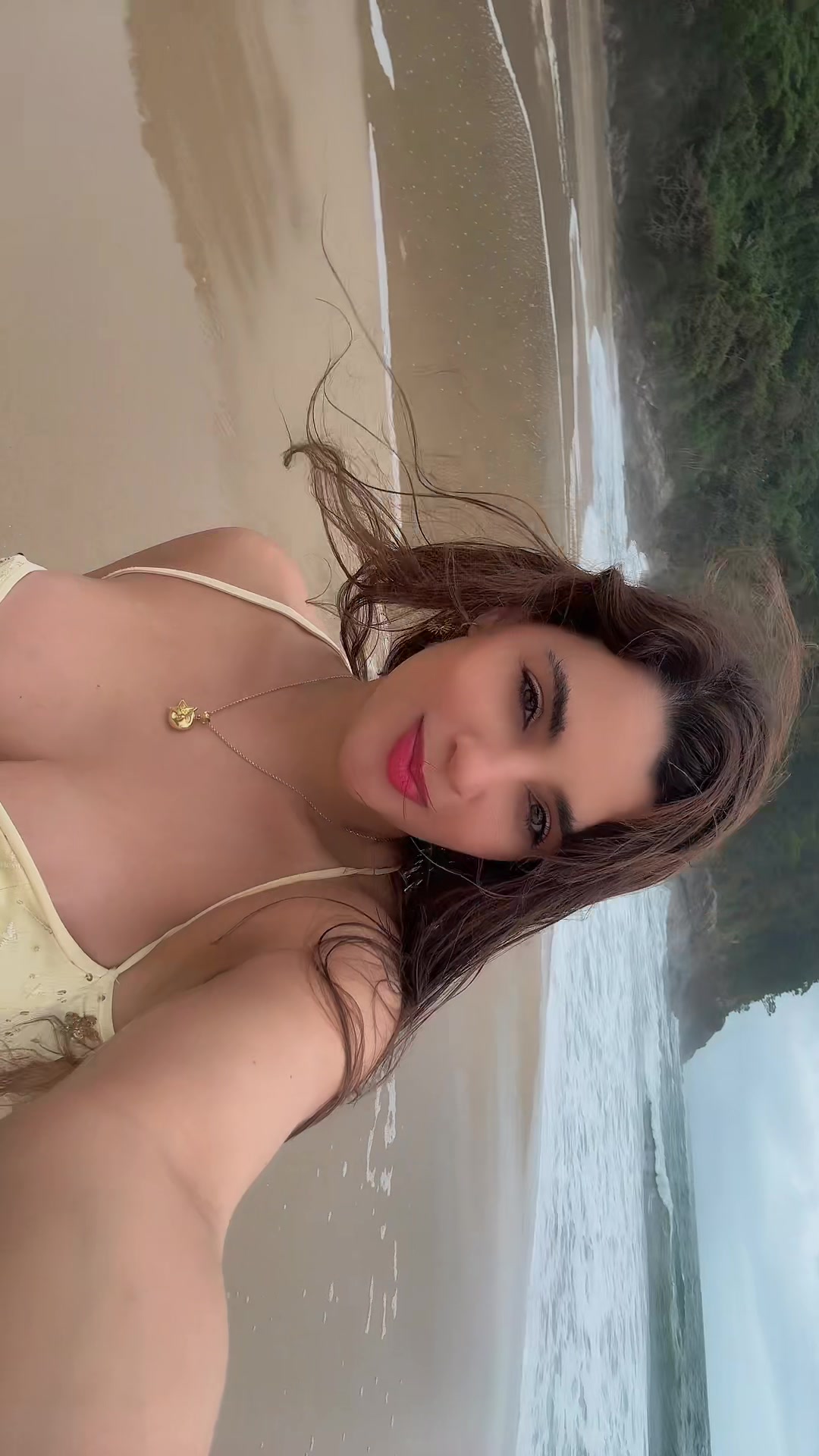@Dunnya Gabriela ☪︎ ☼