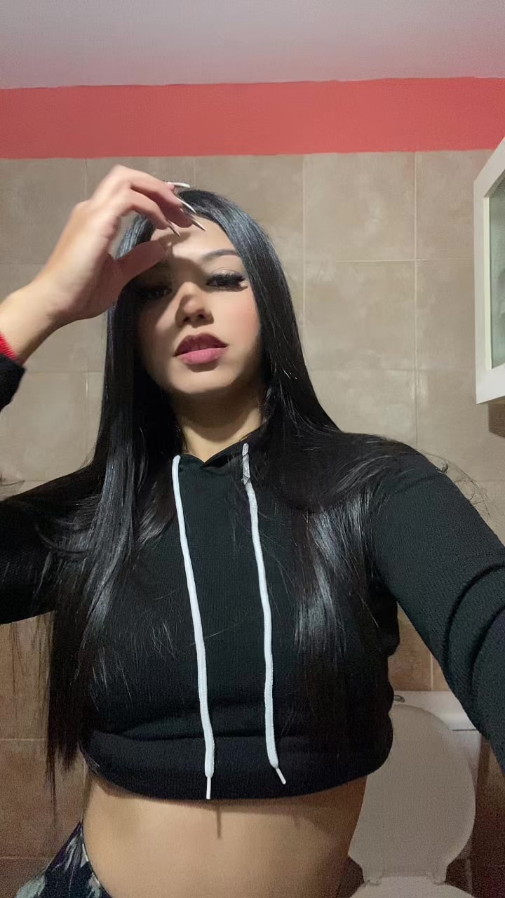 @valeeeeeen🦋