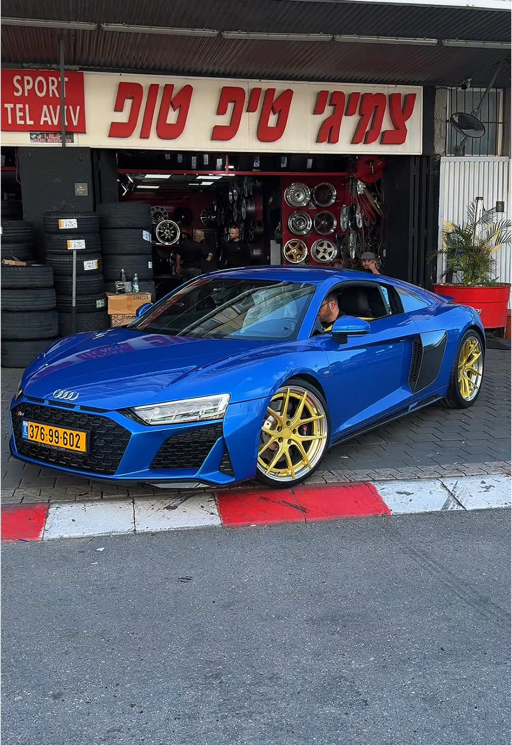@TipTop Wheels & Tires