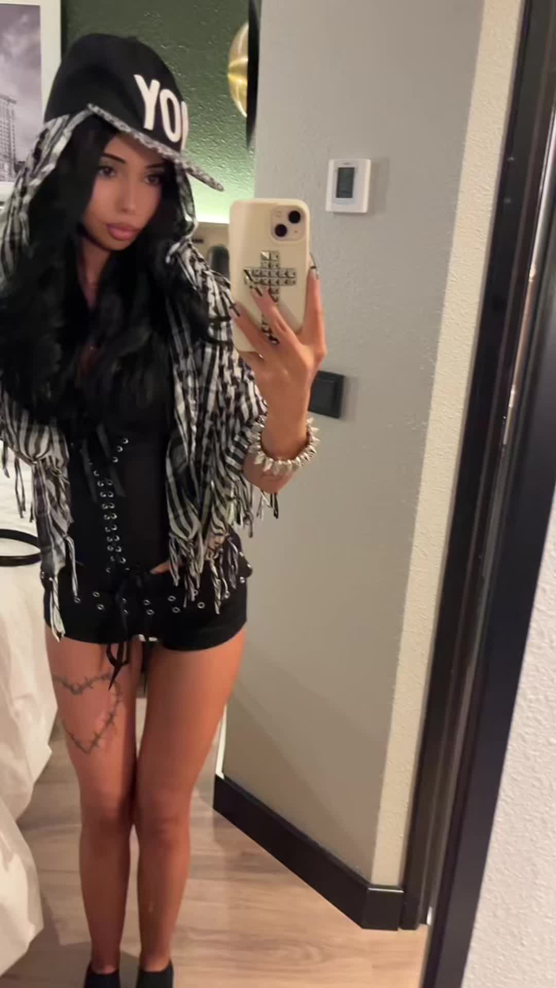 @𝑜𝓁𝒾𝓋𝒾𝒶