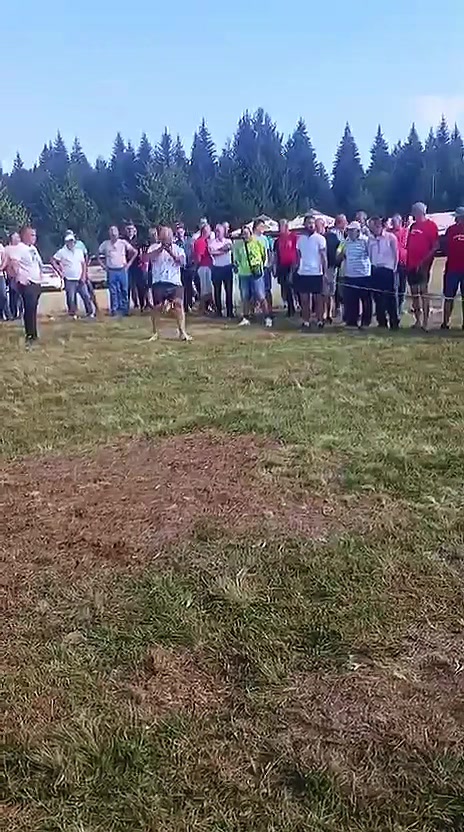 @𝓗𝓪𝓵𝓲𝓵𝓸𝓿𝓲𝓬