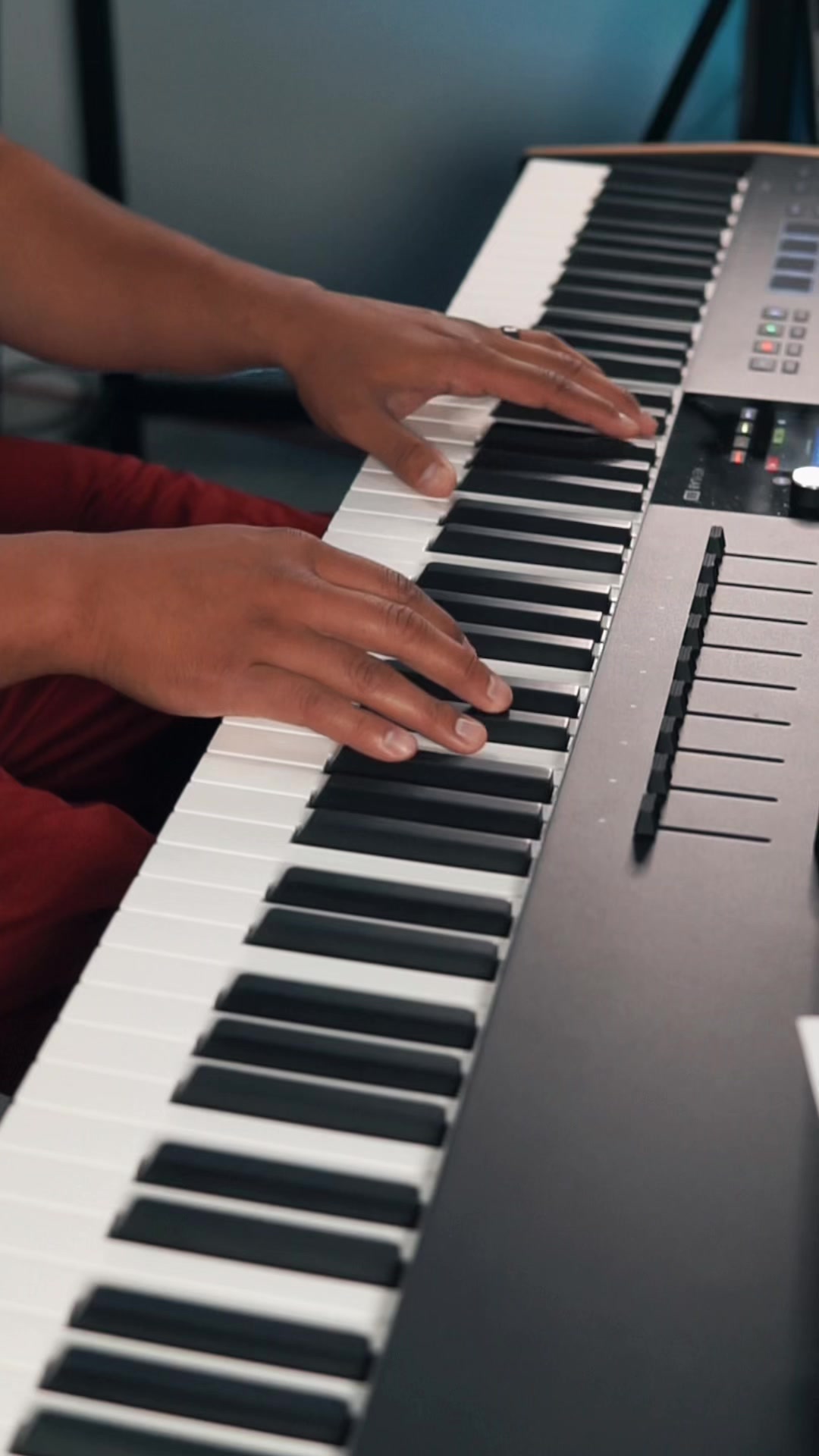 @Max Emanuel