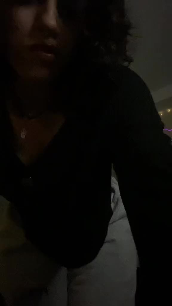 @🦇
