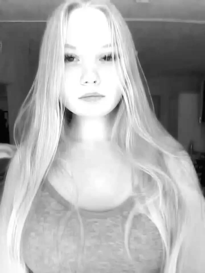 @дарька🛐