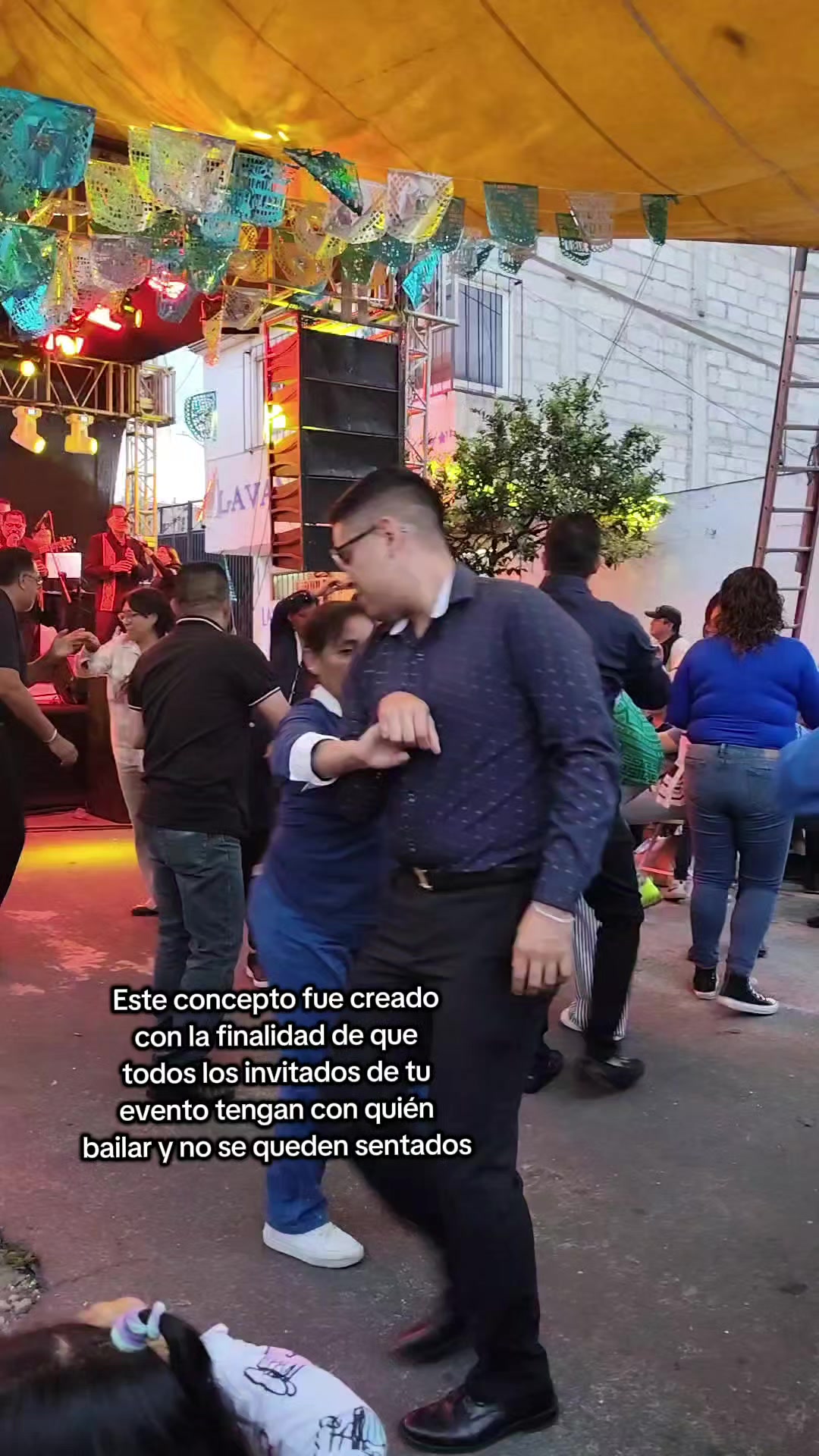 @VAMOS A BAILAR