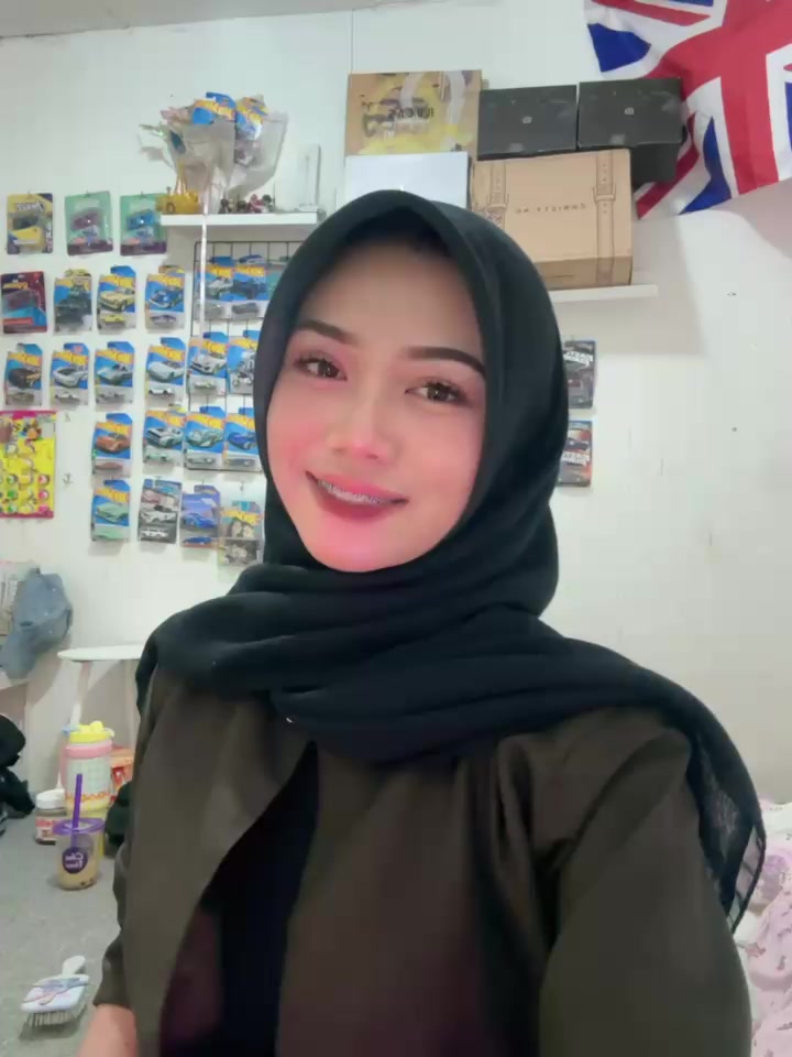@𝐚𝐧𝐢𝐬