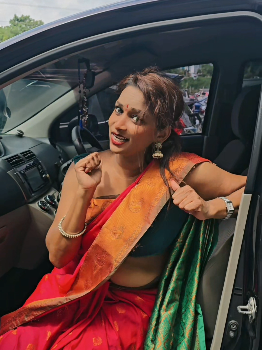 @Dhakshaiini_Official