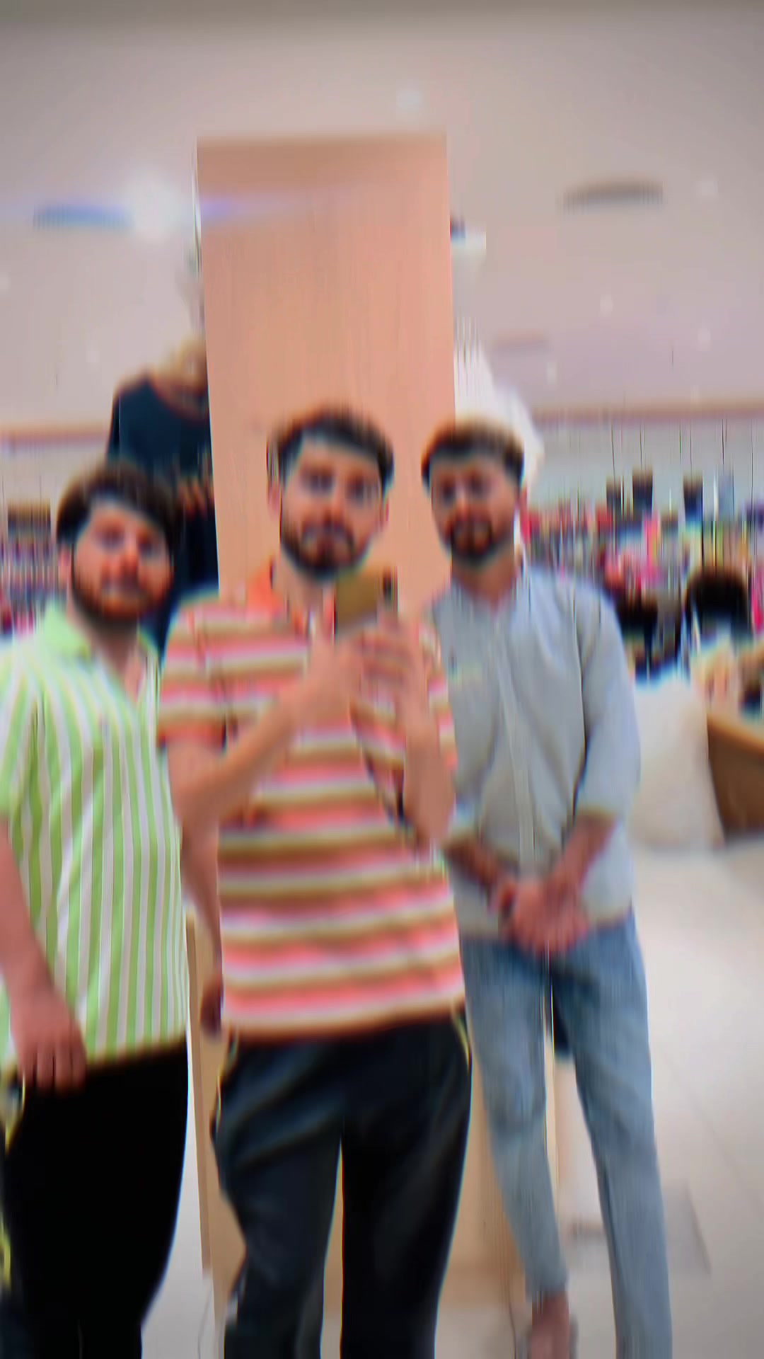 @ولید رحمانی 🇵🇰✈️🇦🇪❤️🩹