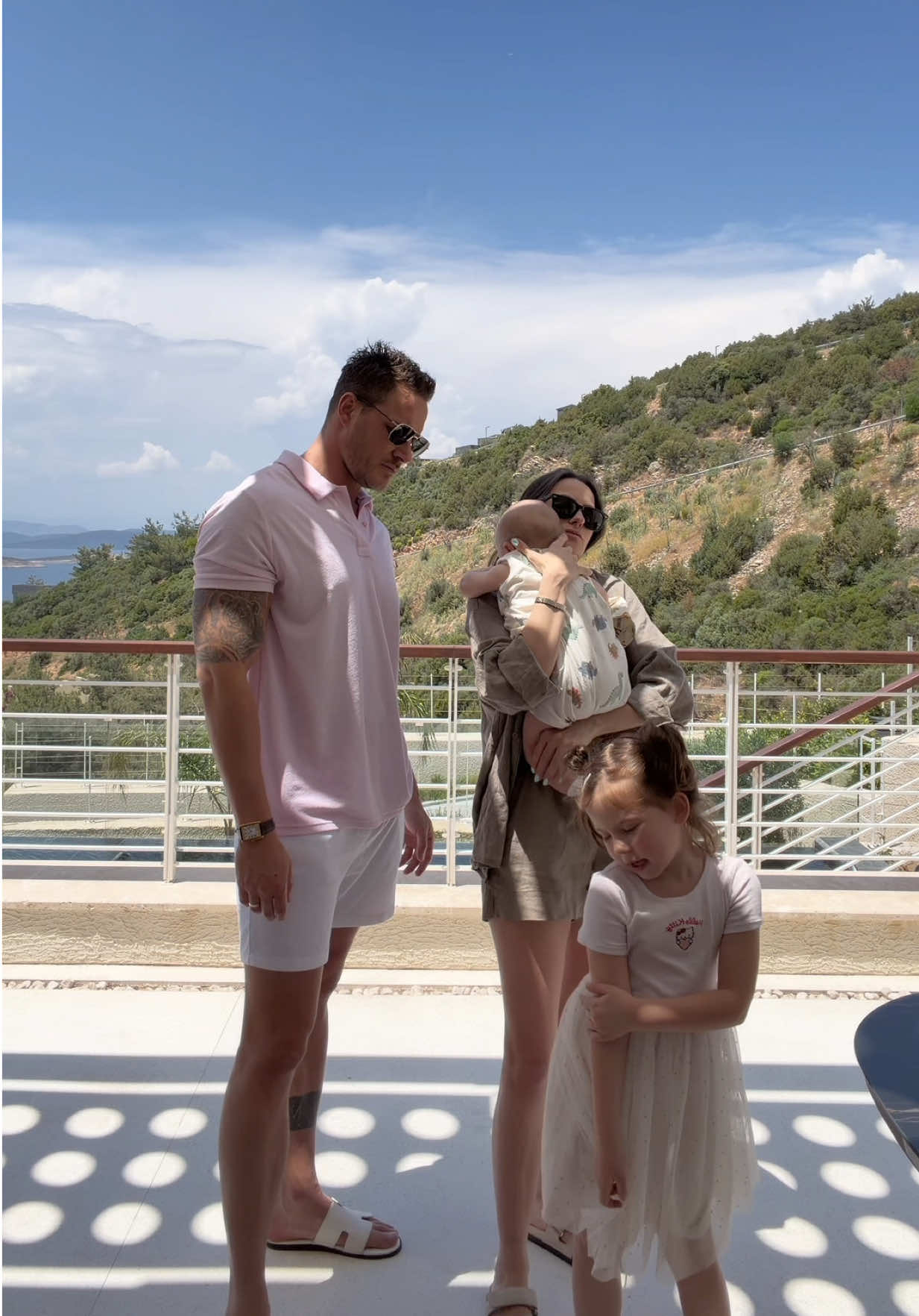 @Ece &Ccedil;elik