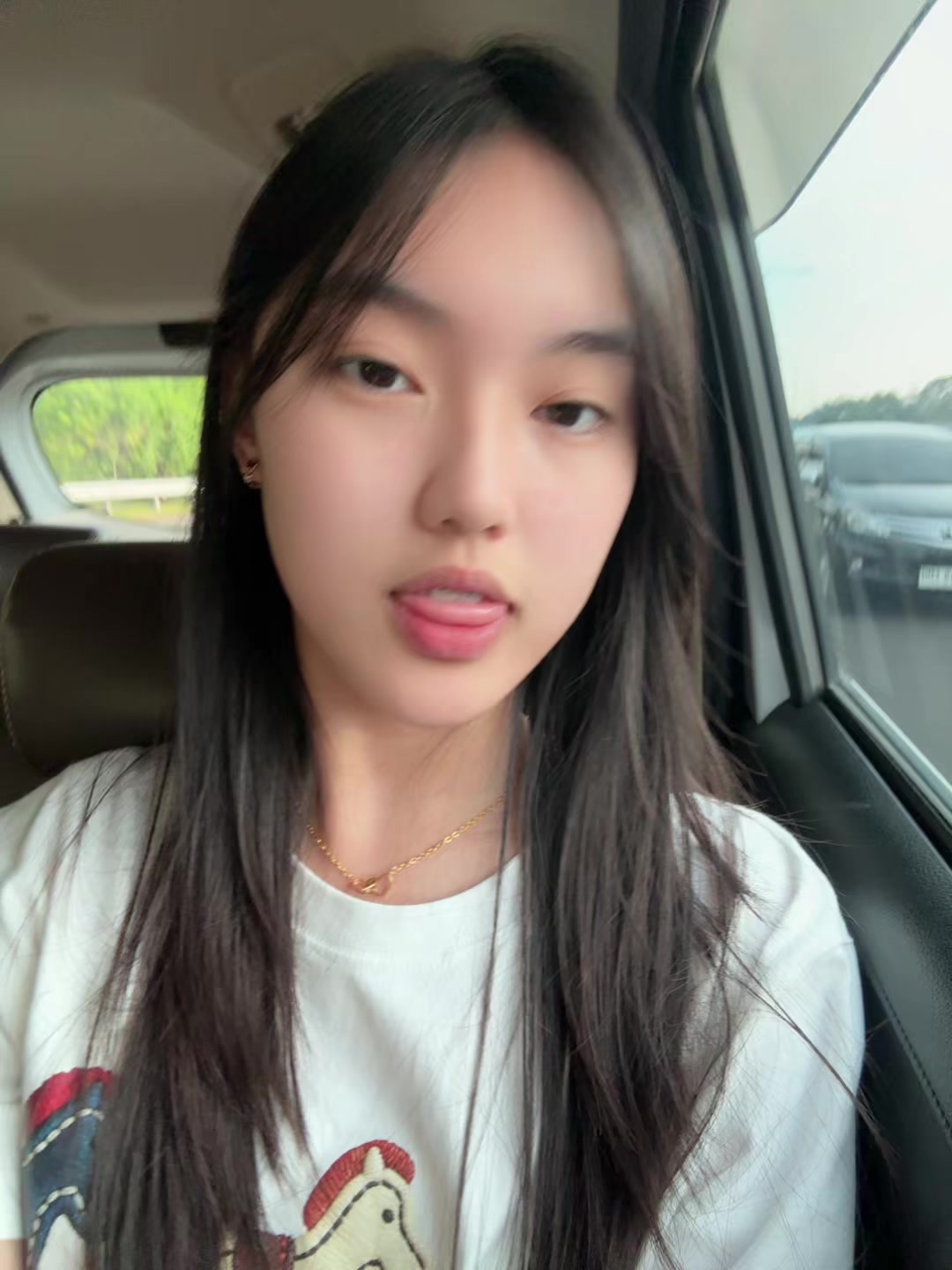 @Jessiey