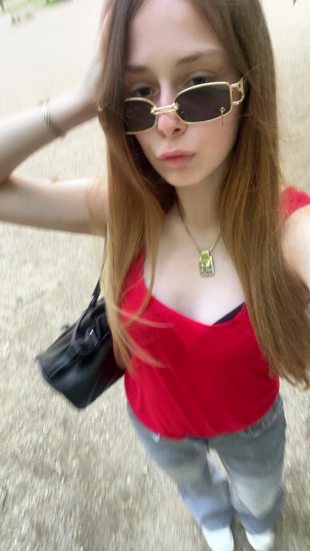 @Бисик🤍