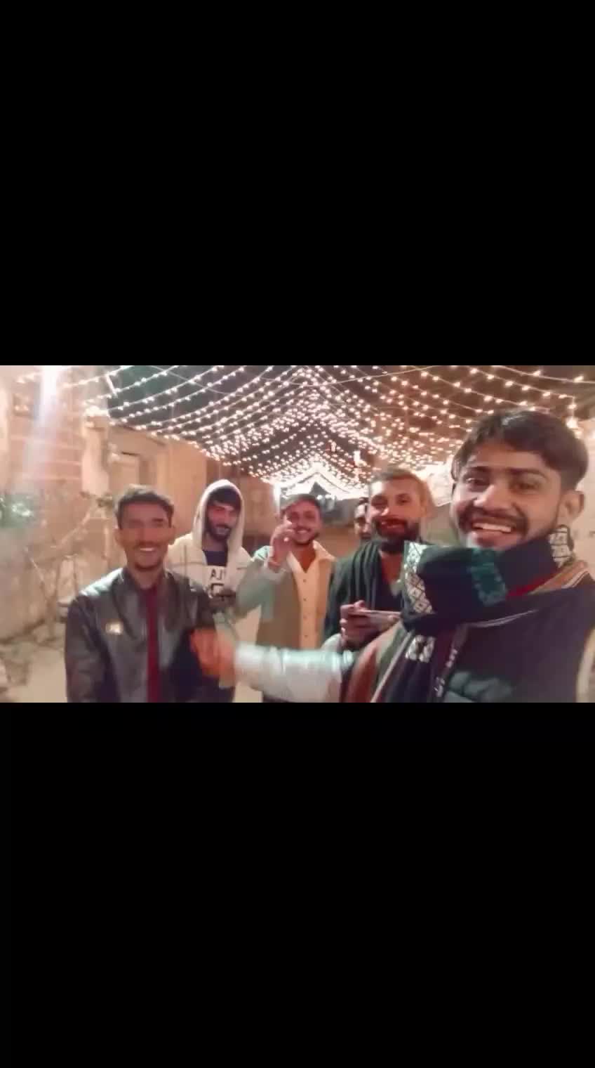 @RaHul sOhTrA bRaNd🇵🇰✈️🇱🇷