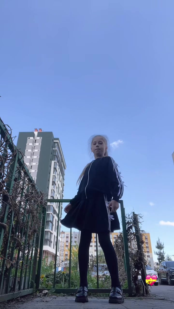 @Ksy09