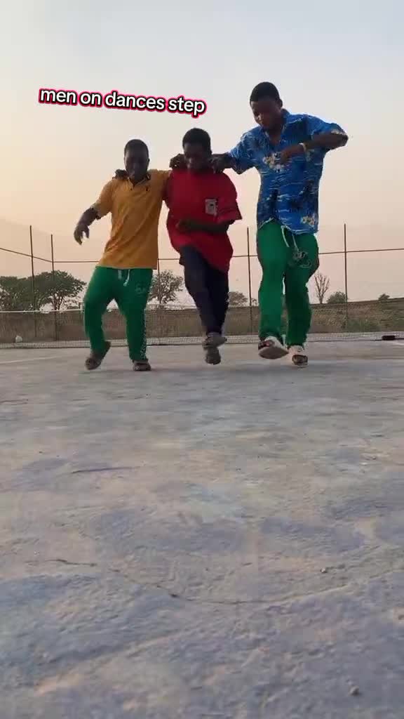 @YOUNG001