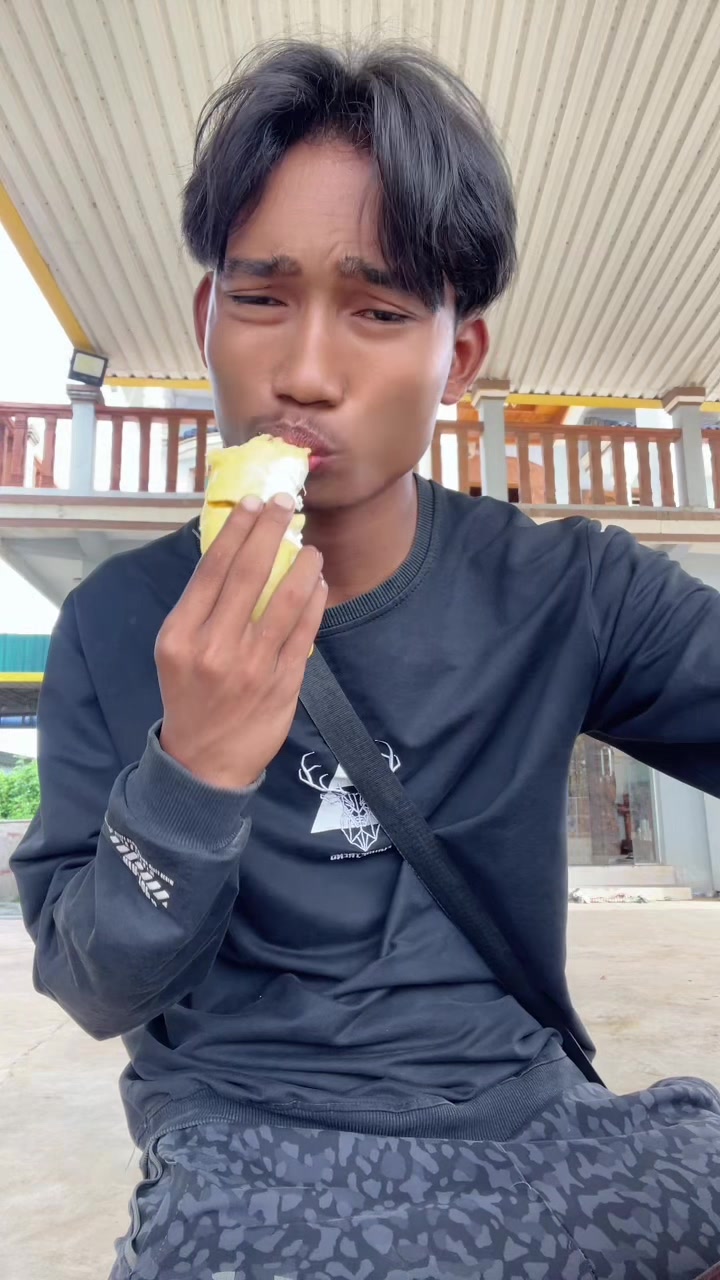 @ចាំល្បីចាំដាក់ឈ្មោះ