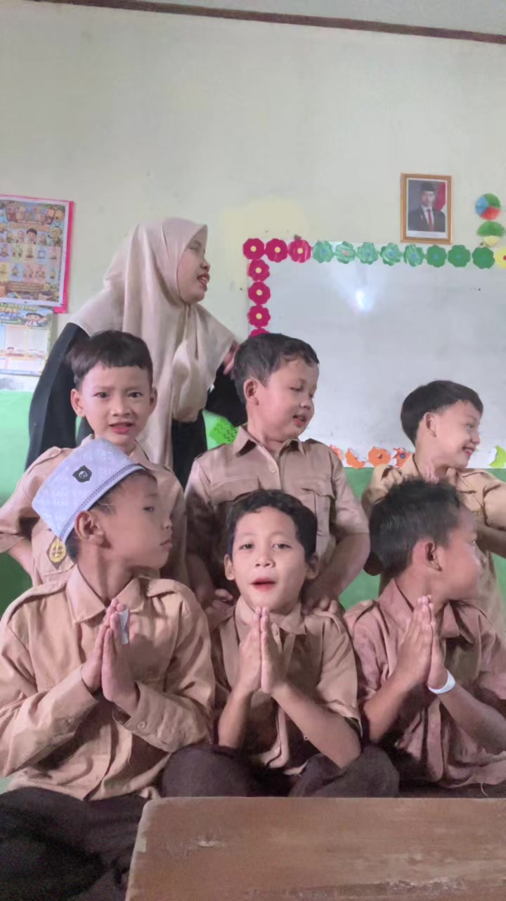 @Siti RaudohAriy