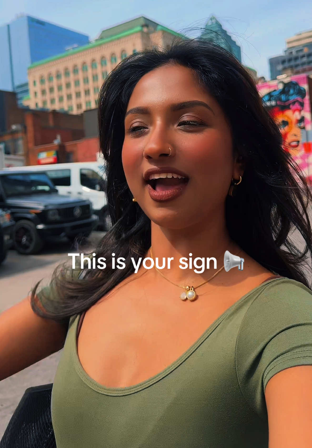 @Chica