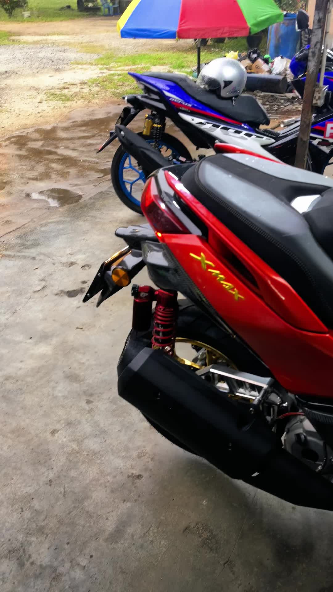 @ahli mesyuarat tingkap