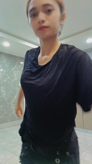 @syangmonikaEw
