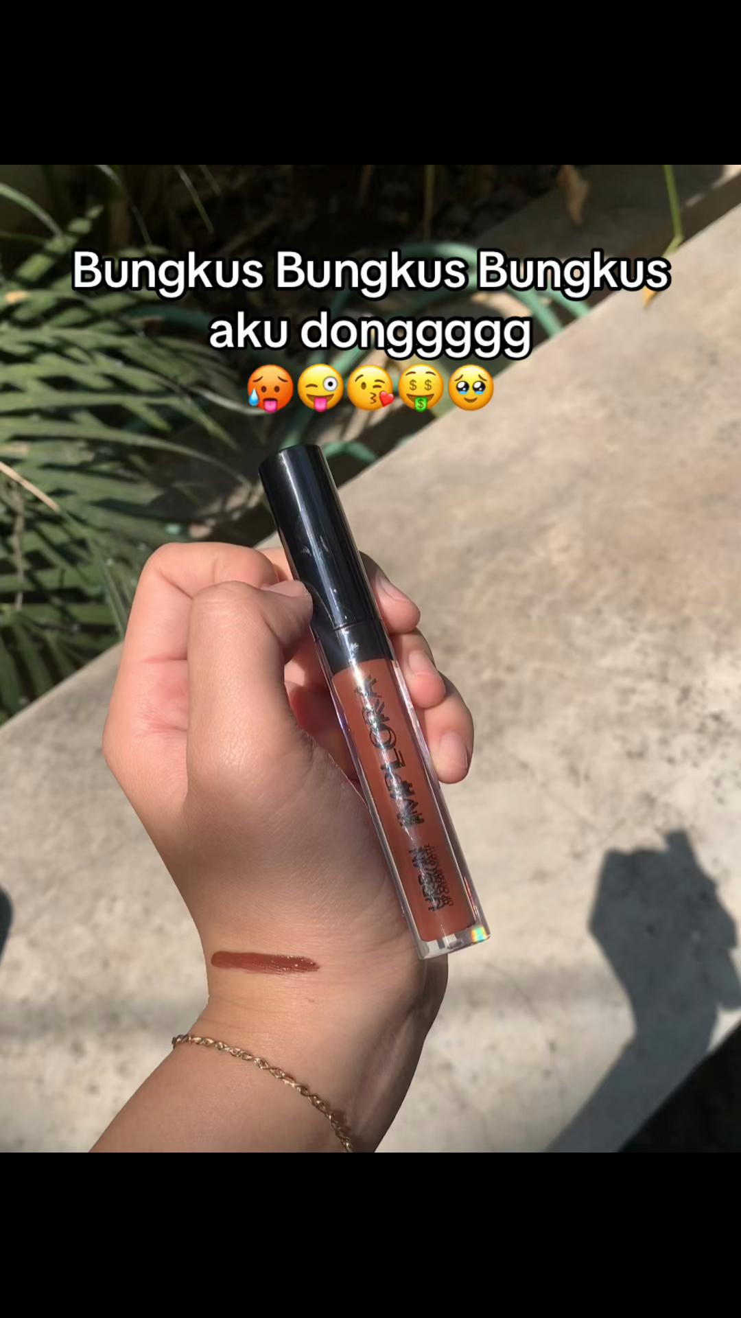 @r