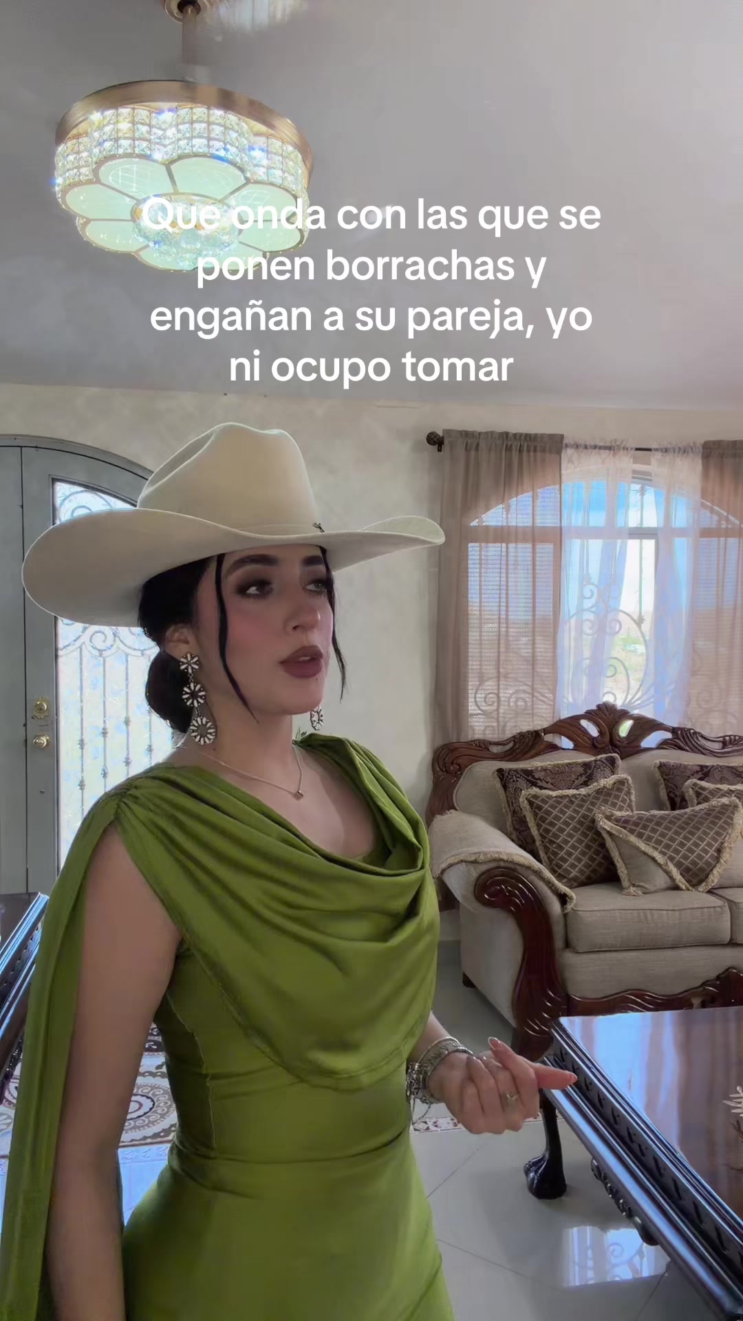 @𝑁𝑎𝑡𝑎𝑙𝑖𝑒