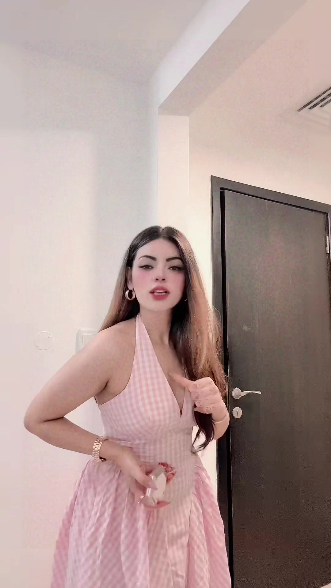 @Dua khan 🇵🇰🇦🇪
