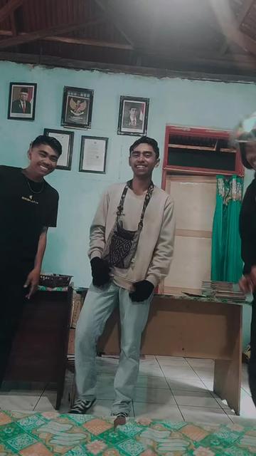 @.