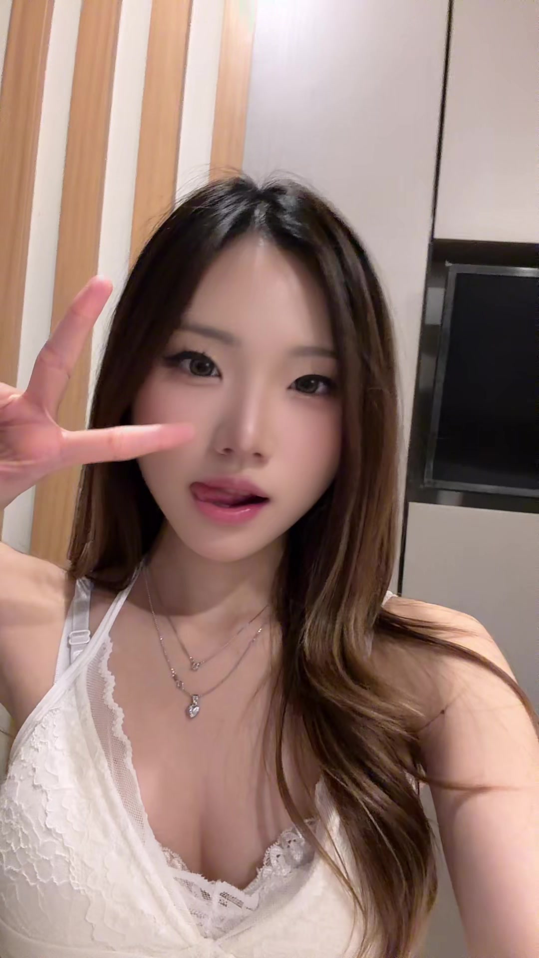 @susuutobeeliy
