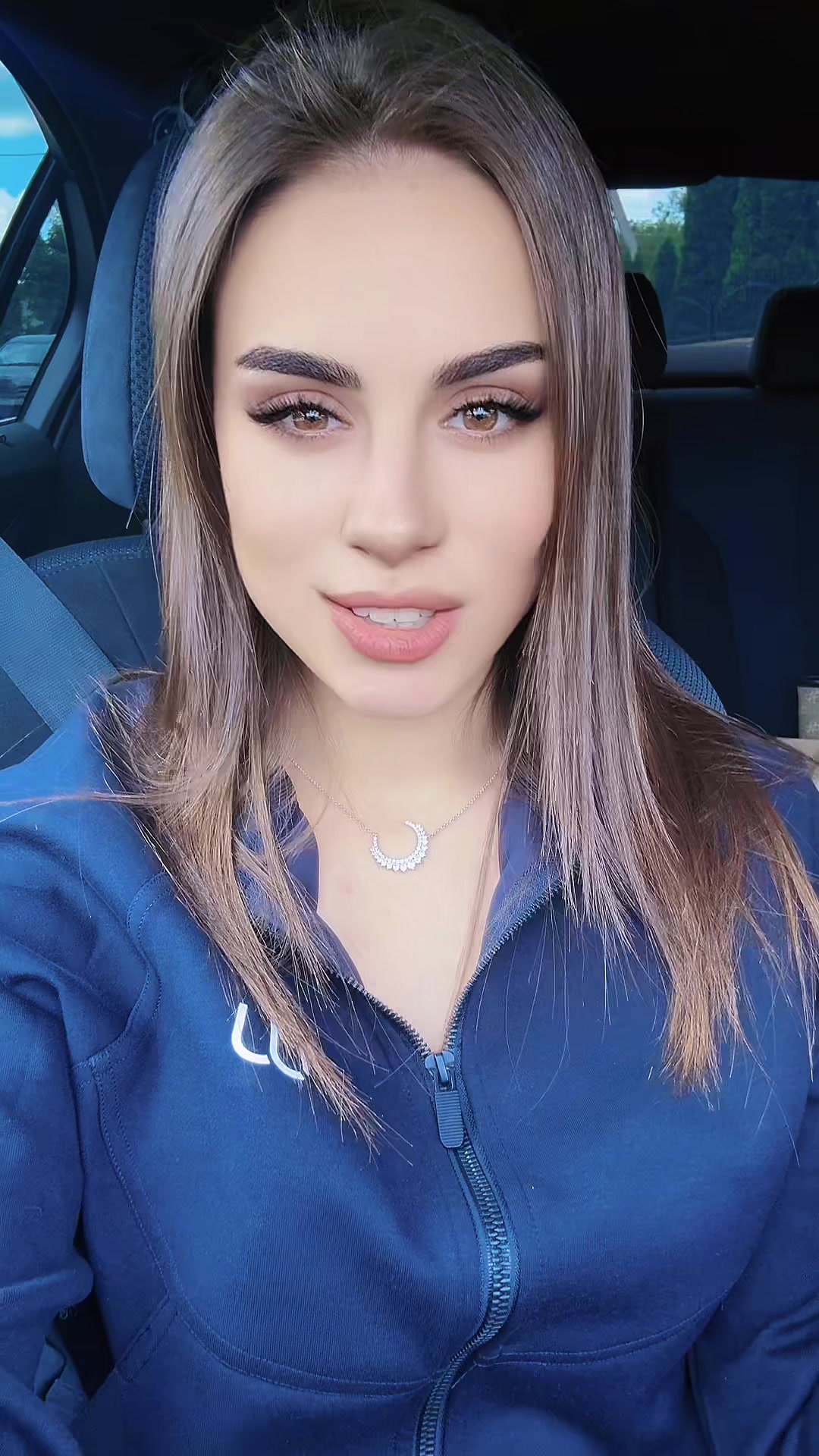 @𝓚𝒐𝒓𝒏𝒆𝒍𝒊𝒂🌸